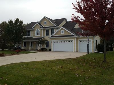 13595 Sunbury Rd, New Berlin, WI, 53151