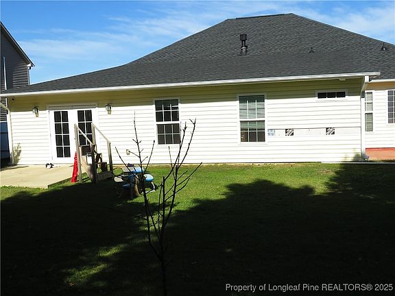 5th image of 202 Crestwood Ln