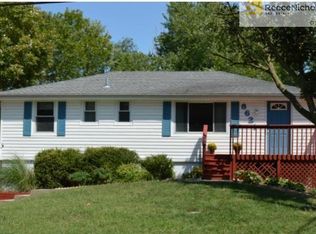 8621 NW Old Stagecoach Rd, Kansas City, MO 64154