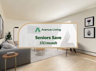 11760 129th St NW #12, Edmonton, AB T5M 0Y7