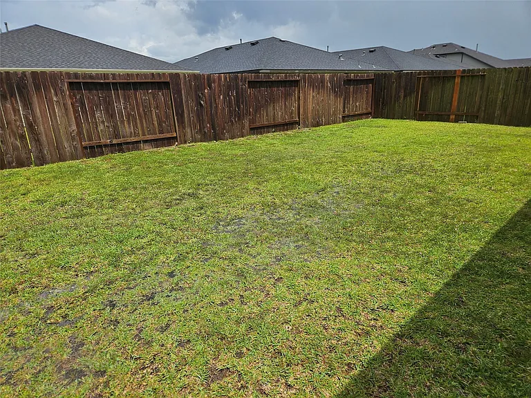 7831 Murciana Dr — Photo 15