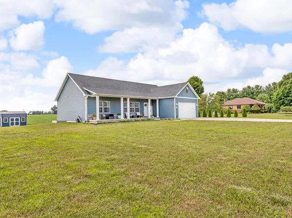 1604 Wolf Lake Rd, Grass Lake, MI 49240