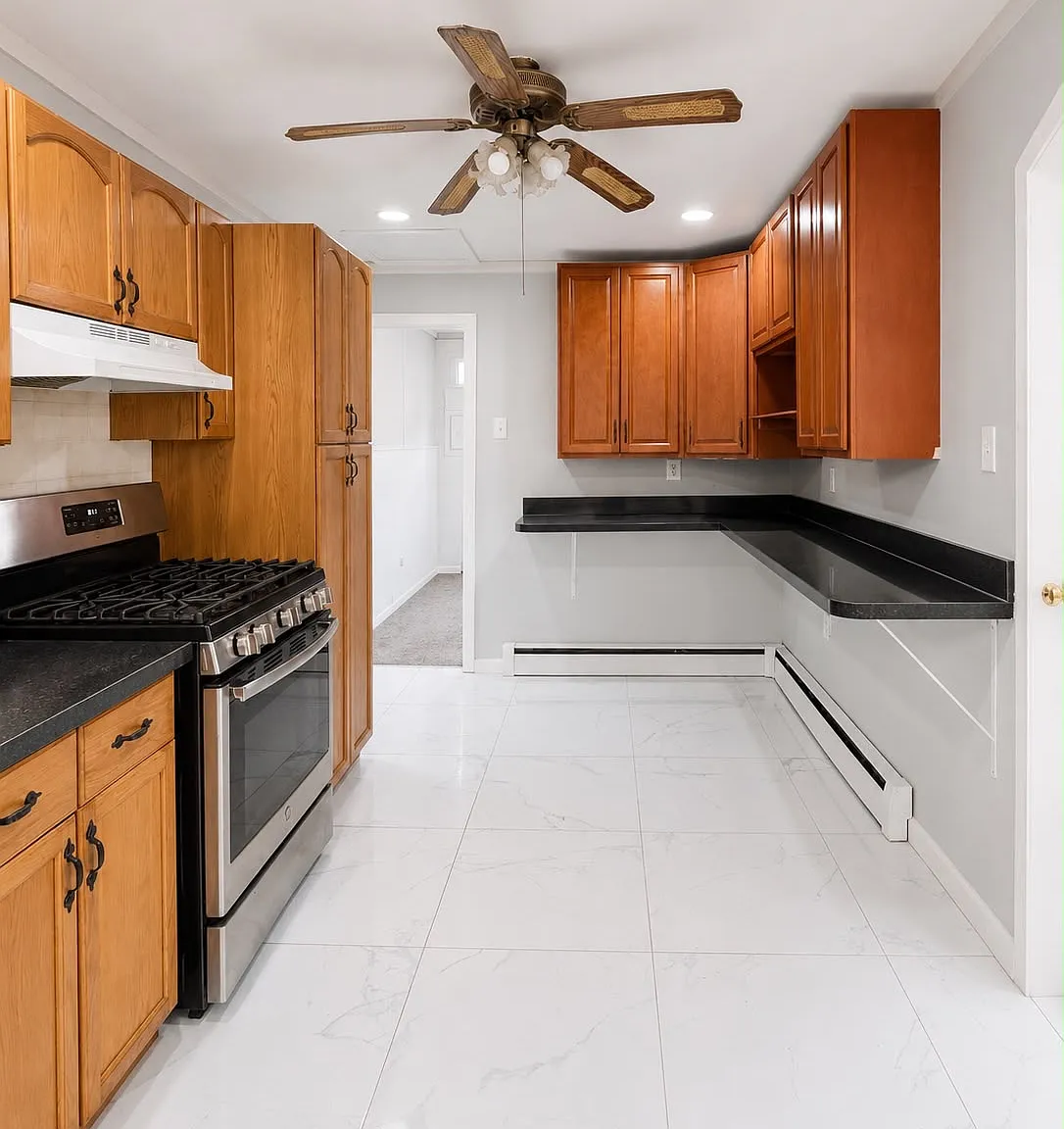 4 bed, $3,500 — Photo 2