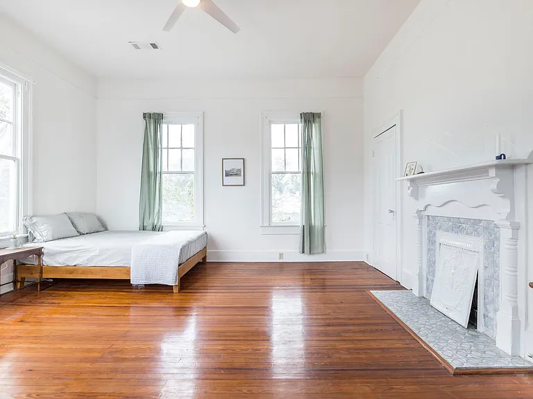 326 N Dooly St — Photo 12
