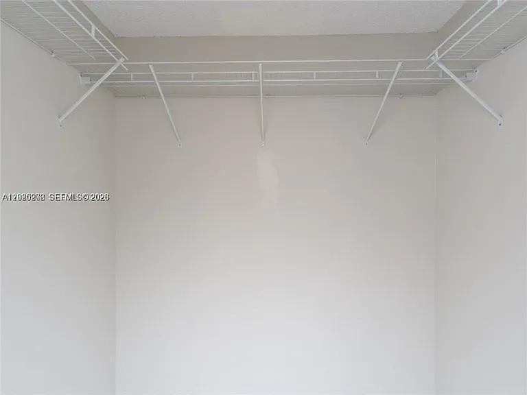 436 Lakeview Dr #203 — Photo 14