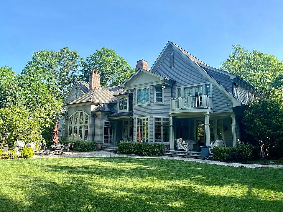2nd image of 55 Anona Dr