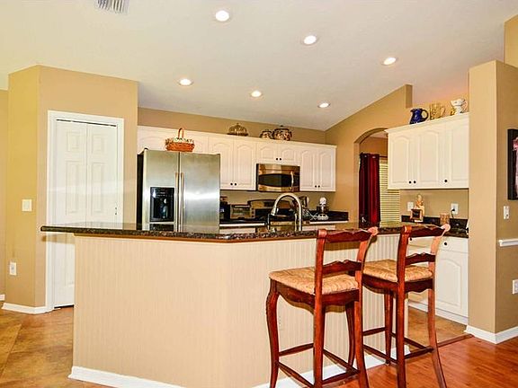 5th image of 15425 Martinmeadow Dr