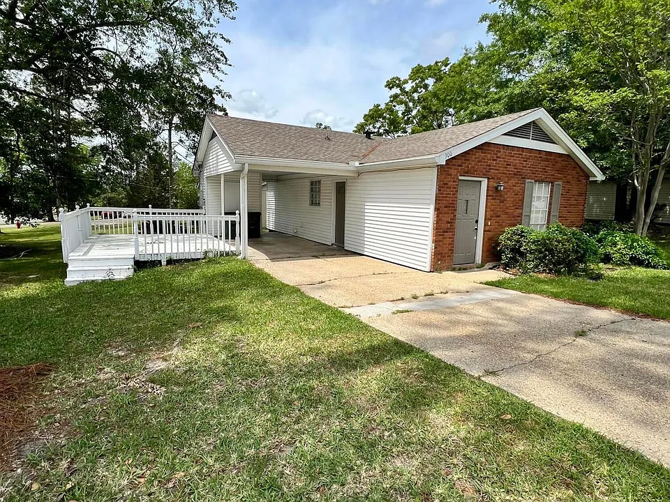 300 N 39th Ave
