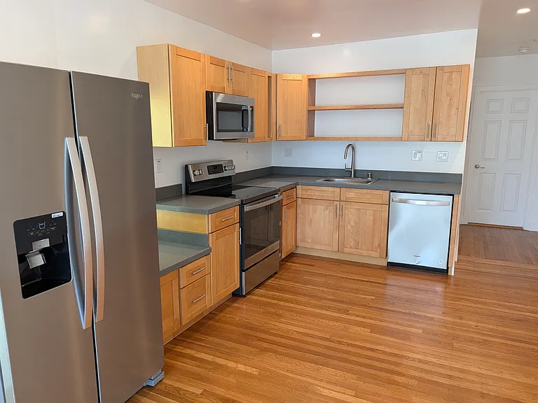 1037-1039 Channing Way #1037-1/2 — Photo 2