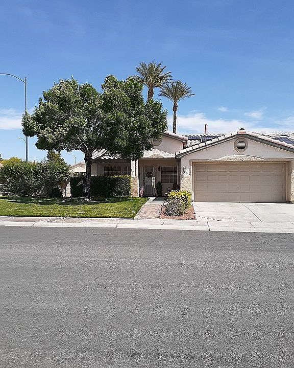 1st image of 8012 Broken Spur Ln