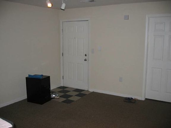 Dining area-similar to photo