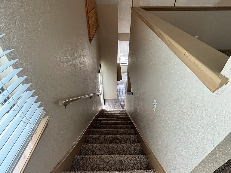 11560 N May Ave #204 — Photo 5