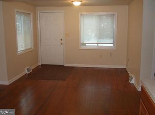 8113 Ridgely Oak Rd, Parkville, MD 21234