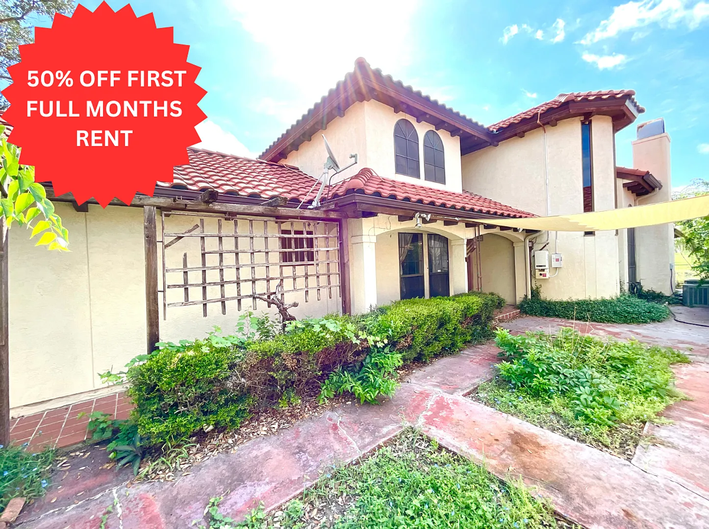*Move In Special* 2 Bedroom Garden Style Villa Home In A Prime Location Near Shopping & Dining! — Photo 1