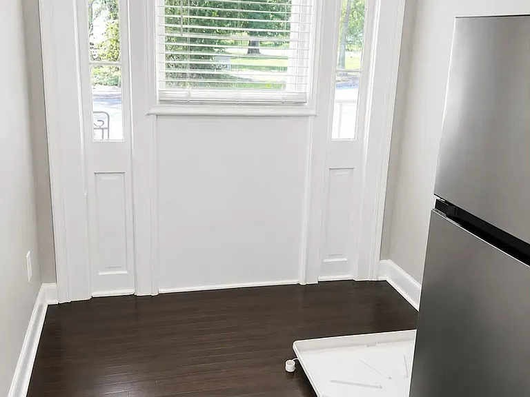 546 Augusta St #2 — Photo 5