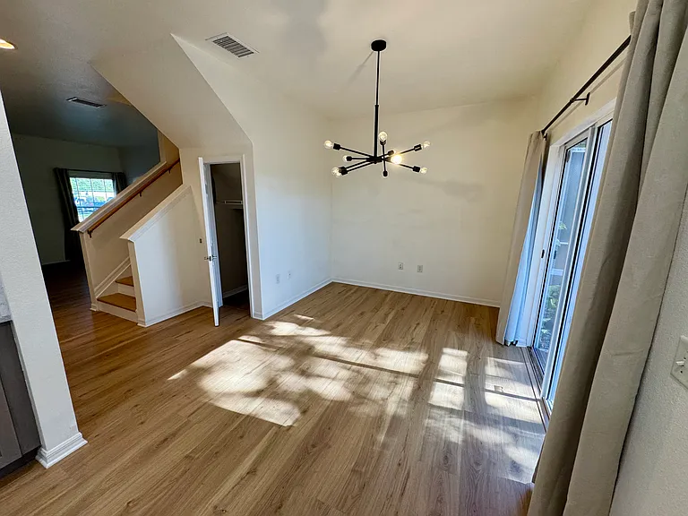 7702 Plantation Cir — Photo 11