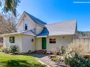 24125 NE Wapato School Rd, Gaston, OR 97119