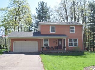 4749 Pin Oak Trl, Jackson, MI 49201