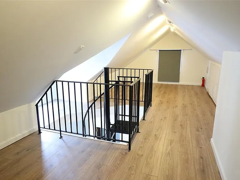 29 Cleveland Pl — Photo 6