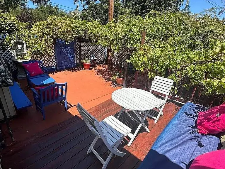 1410 Dewing Ln — Photo 22