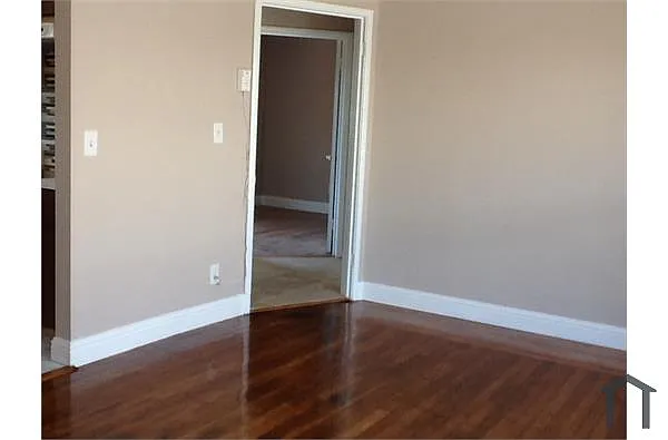 2903 Market St #4 photo 1