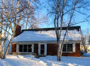 706 N Ontario St, De Pere, WI 54115