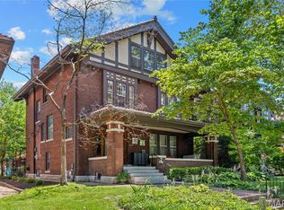 6364 Washington Ave, Saint Louis, MO 63130