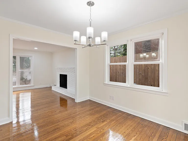 1537 Brennen Rd — Photo 8