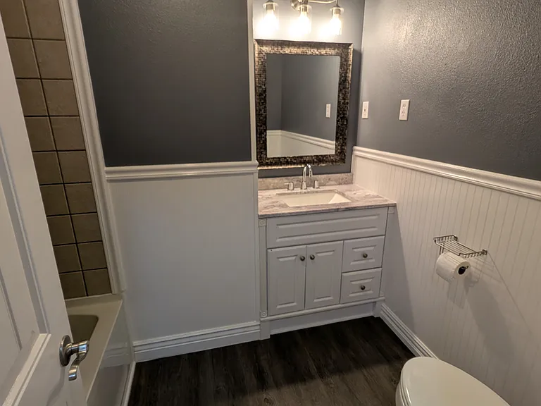 435 Gunther Cir — Photo 8