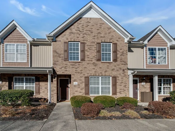 1922 Victory Gallop Ln, Murfreesboro, TN 37128