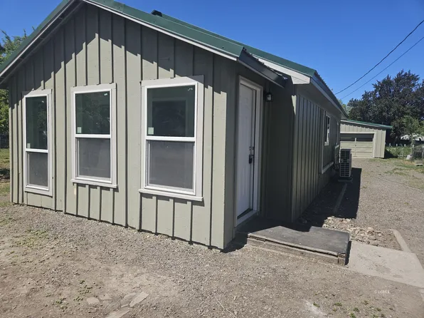 1162 S South St #H, Lakeview, OR 97630