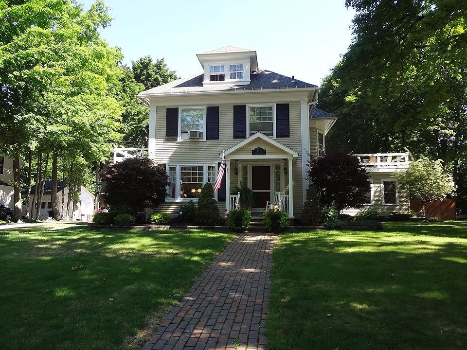 1st image of 171 Union St