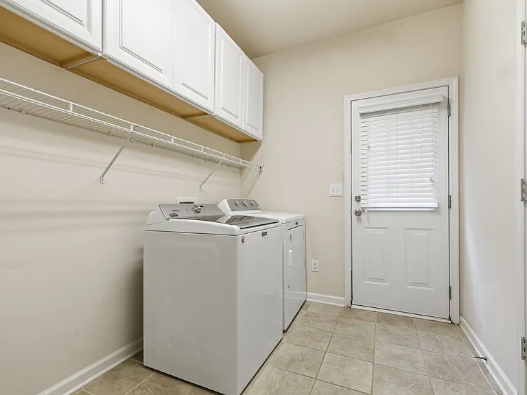 4953 Colchester Ct SE — Photo 44