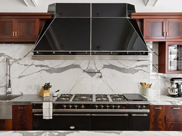 145 Reade Street image 7 of 31