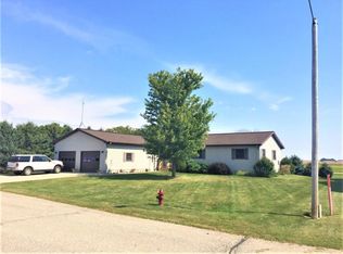610 1st St N, Terril, IA 51364
