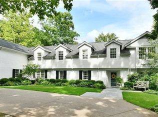 412 Pasadena Dr N, Pittsburgh, PA 15215