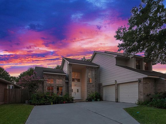 2nd image of 3714 Green Fields Dr