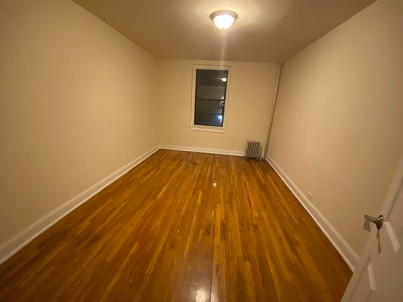 4th image of 39-86 47th St #B