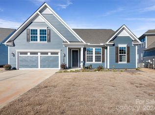8615 Profit Ln, Charlotte, NC 28215