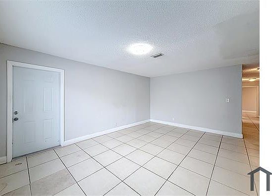 5th image of 2751 NW 58th Ter #1