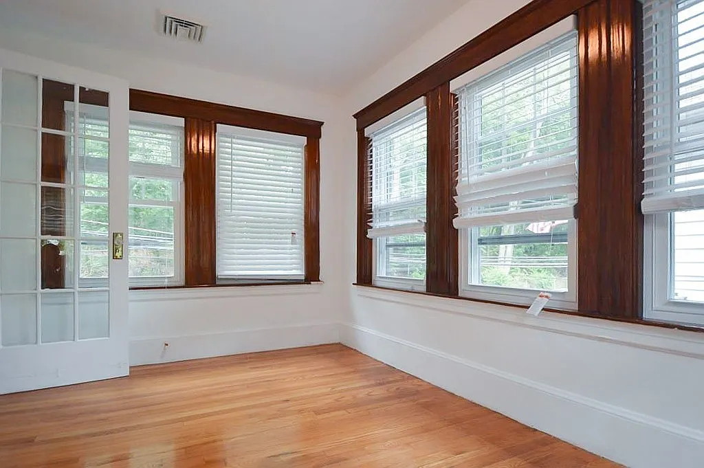 2 bed, 1388 sqft, $3,300 — Photo 3