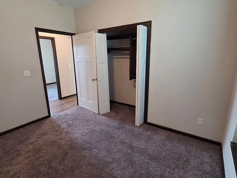1553 N Aster Cir — Photo 10