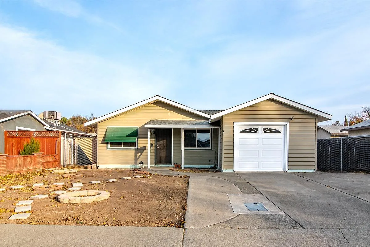 26 N Kern Ave photo 1