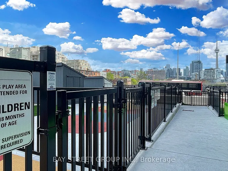 19 Western Battery Rd #2811 — Photo 29