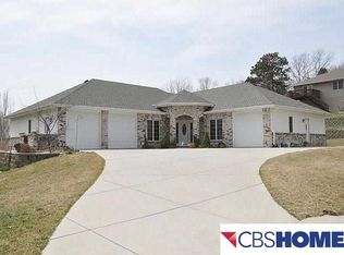 1109 Culpepper Ave, Bellevue, NE 68005