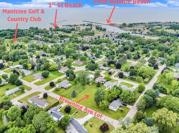 Browning Ave, Manistee, MI 49660