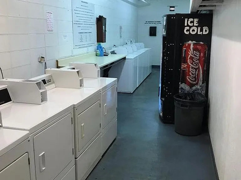 Well maintained laundry facilities