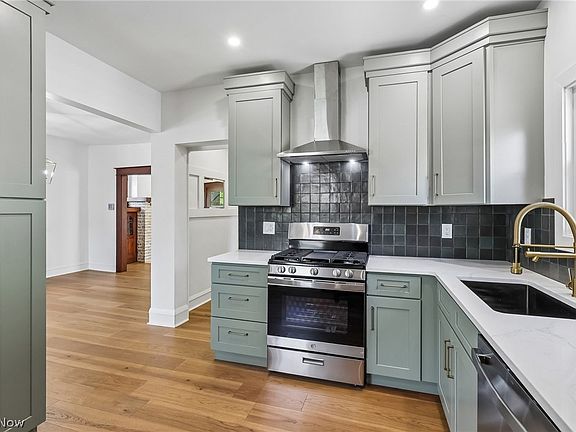 4th image of 1285 Saint Charles Ave