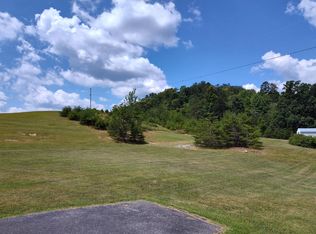 700 Snowflake Ln, Mount Vernon, KY 40456