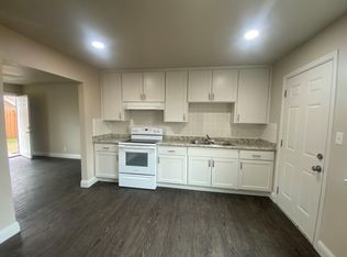 2056 E White Ave, Fresno, CA 93701